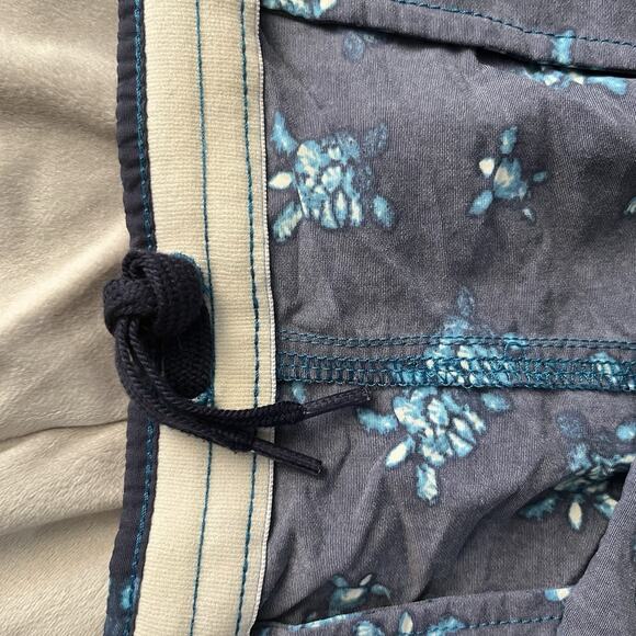 Patagonia Womens Baggies‎ 5" Swim Large 'Little Flippers' Turtle Board Shorts - Picture 8 of 9